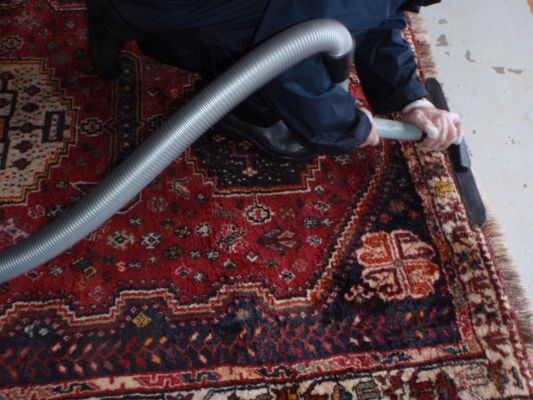 Iranin rug cleaning